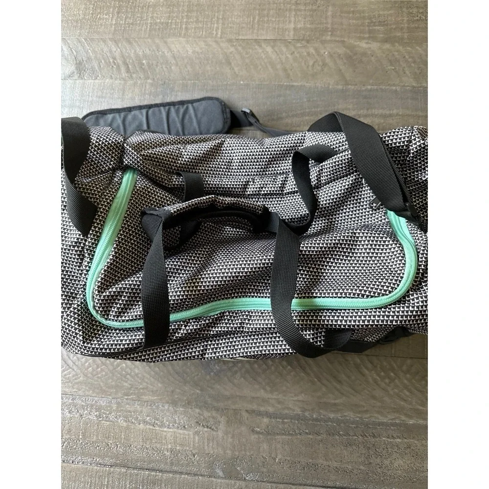 Under Armour Storm Black White Teal Duffle Gym Travel Bag Cross Shoulder Bag